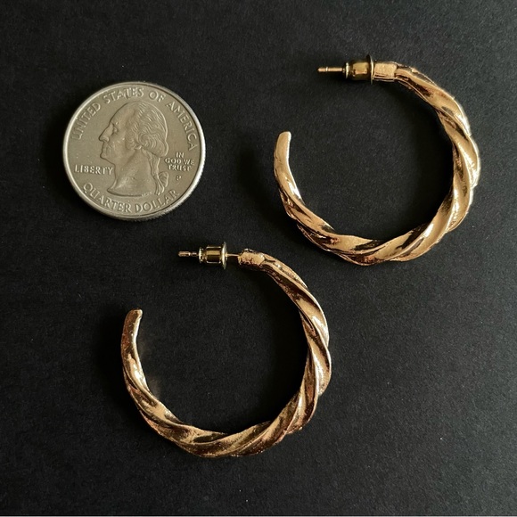 Twisted Gold Hoop Fashion Earrings - NWT - Picture 4 of 8